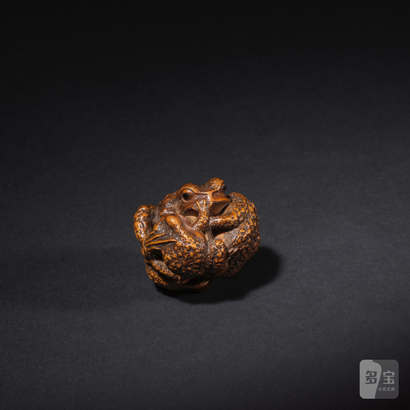 木彫根付 五匹の蝦蟇 銘「正直」 19世紀前期 | NETSUKE EN BOIS REPRÉSENTANT CINQ CRAPAUDS